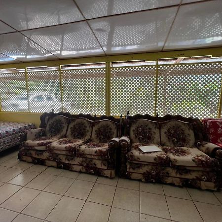 Pension Punahaa Nuku Hiva Exterior foto